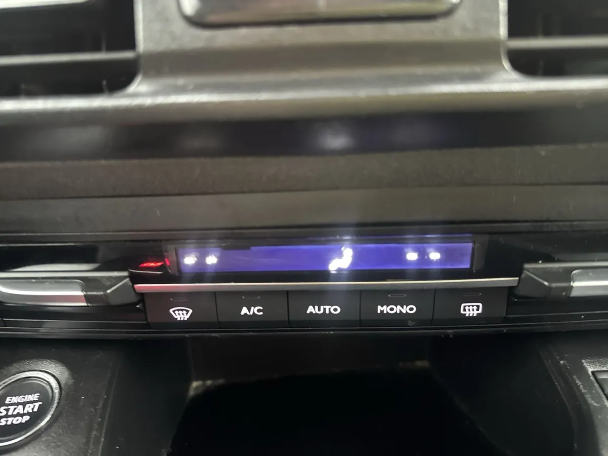 Peugeot Rifter 1.5 Mca Allure Bluehdi Diesel 100 4x2 Mt 5p año 2025