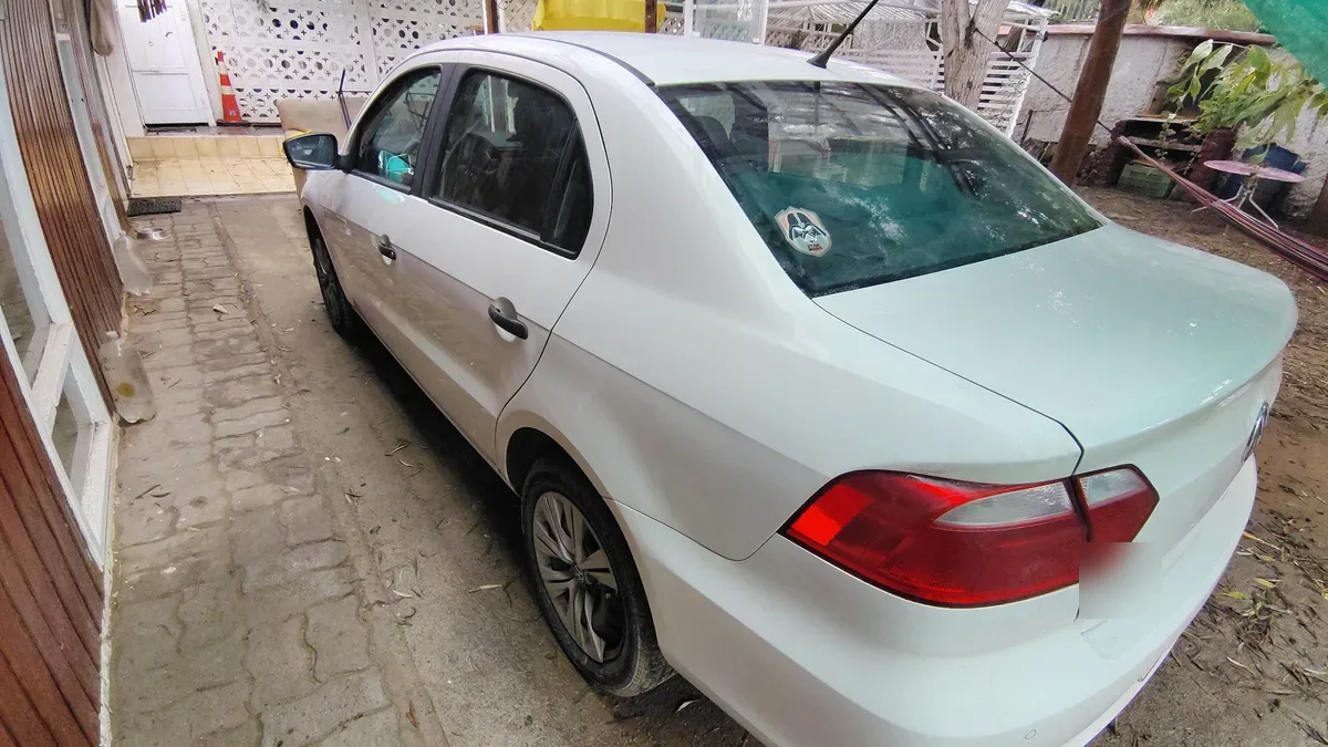 VOLKSWAGEN VOYAGE 1.6 Highline At año 2020