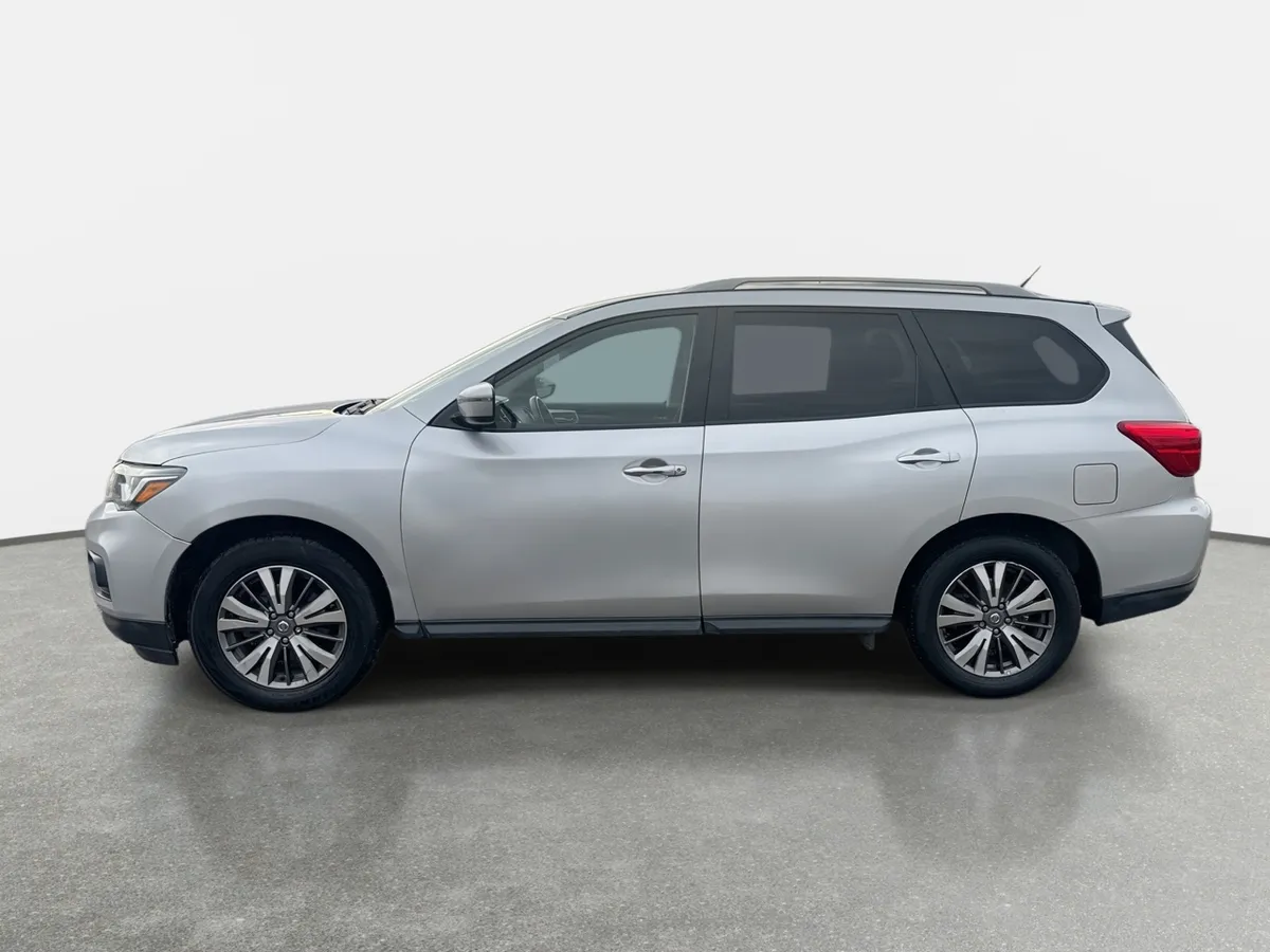 Nissan Pathfinder 3.5 Sense 4x2 Cvt At 5p año 2020