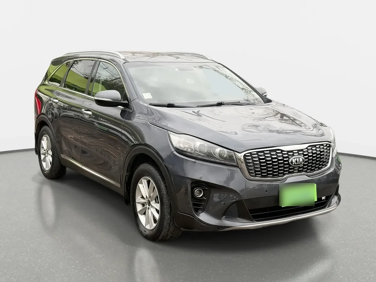 Kia Sorento 2.4 Ex 2wd 6mt 5p año 2018
