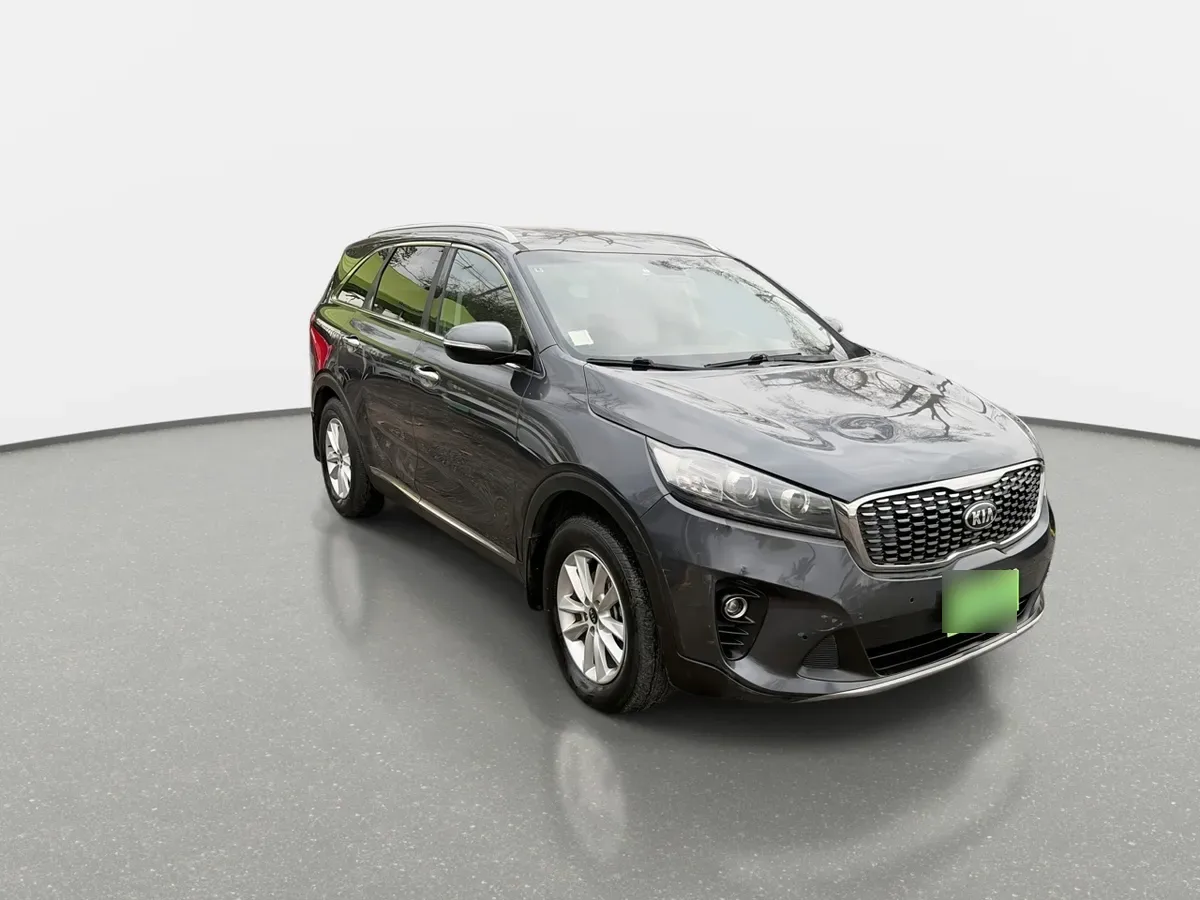 Kia Sorento 2.4 Ex 2wd 6mt 5p año 2018