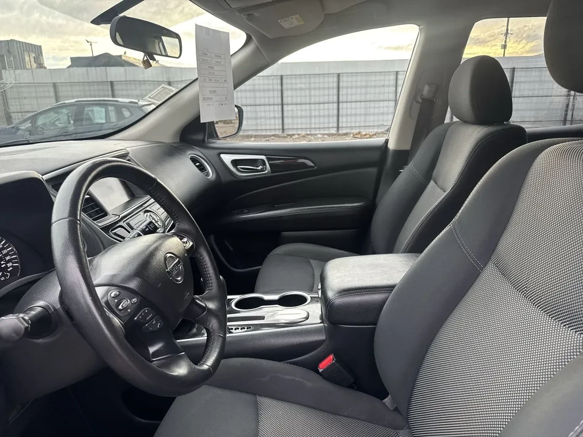 Nissan Pathfinder 3.5 Sense 4x2 Cvt At 5p año 2020