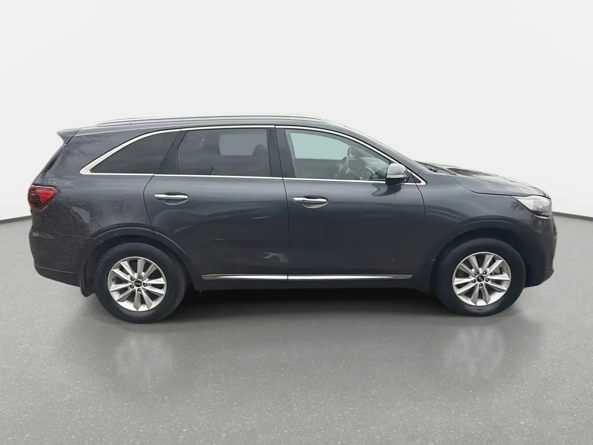 Kia Sorento 2.4 Ex 2wd 6mt 5p año 2018
