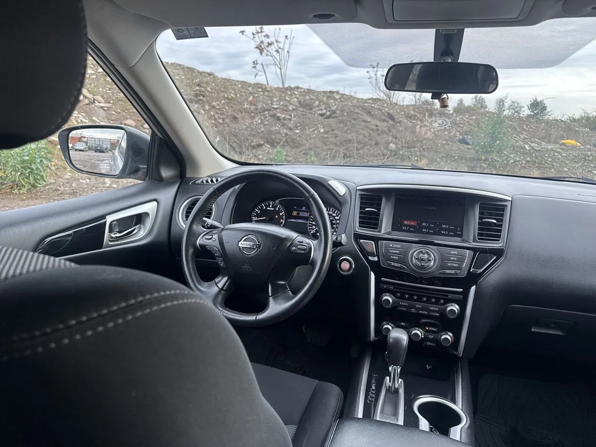 Nissan Pathfinder 3.5 Sense 4x2 Cvt At 5p año 2020