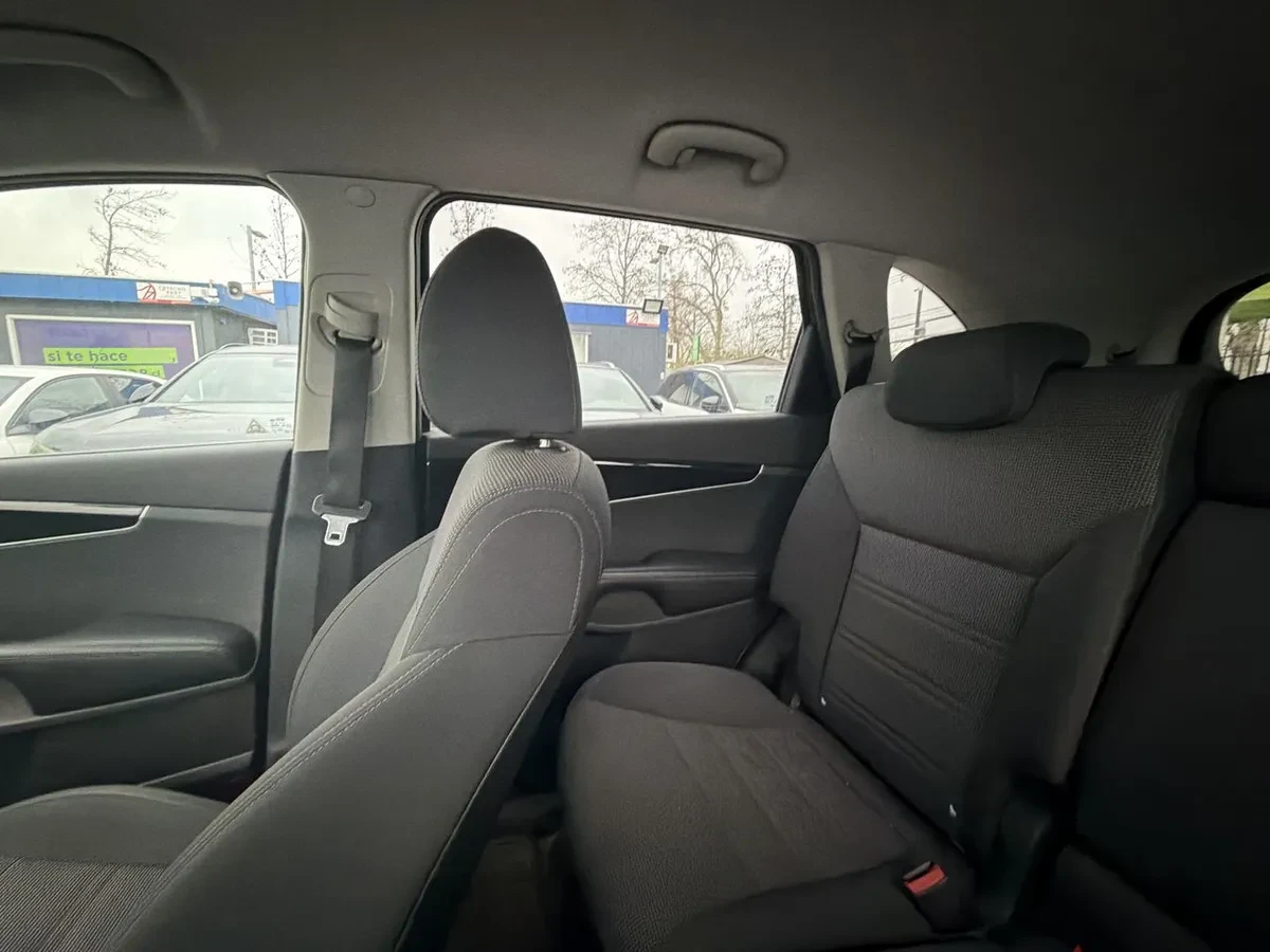 Kia Sorento 2.4 Ex 2wd 6mt 5p año 2018