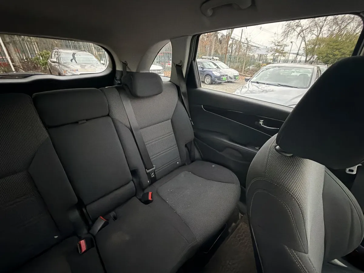 Kia Sorento 2.4 Ex 2wd 6mt 5p año 2018