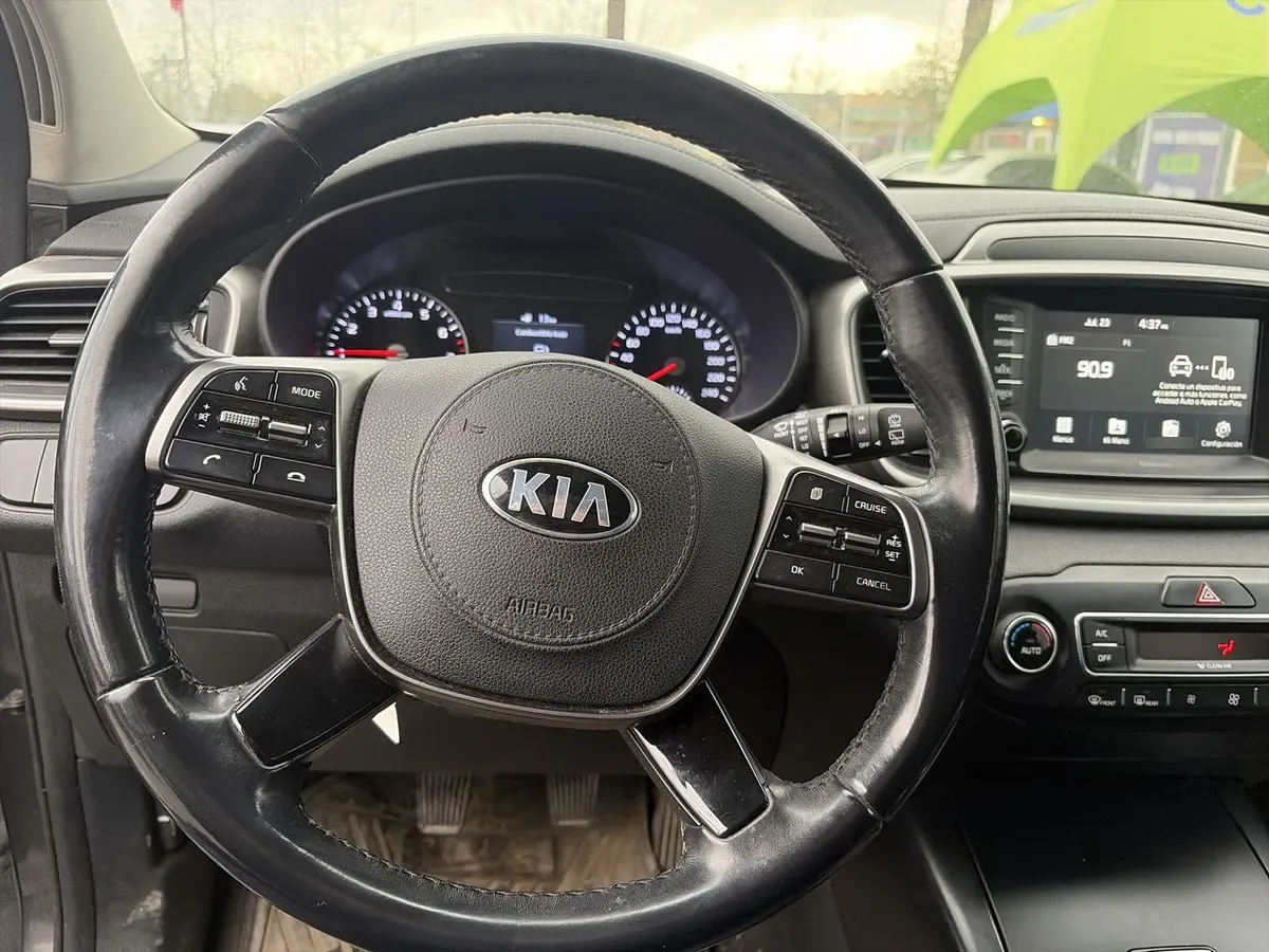 Kia Sorento 2.4 Ex 2wd 6mt 5p año 2018