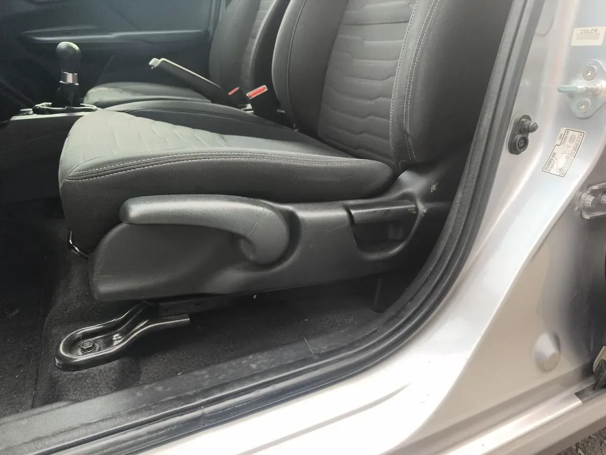 Honda Wr-V 1.5 Lx 4x2 Mt 5p año 2023