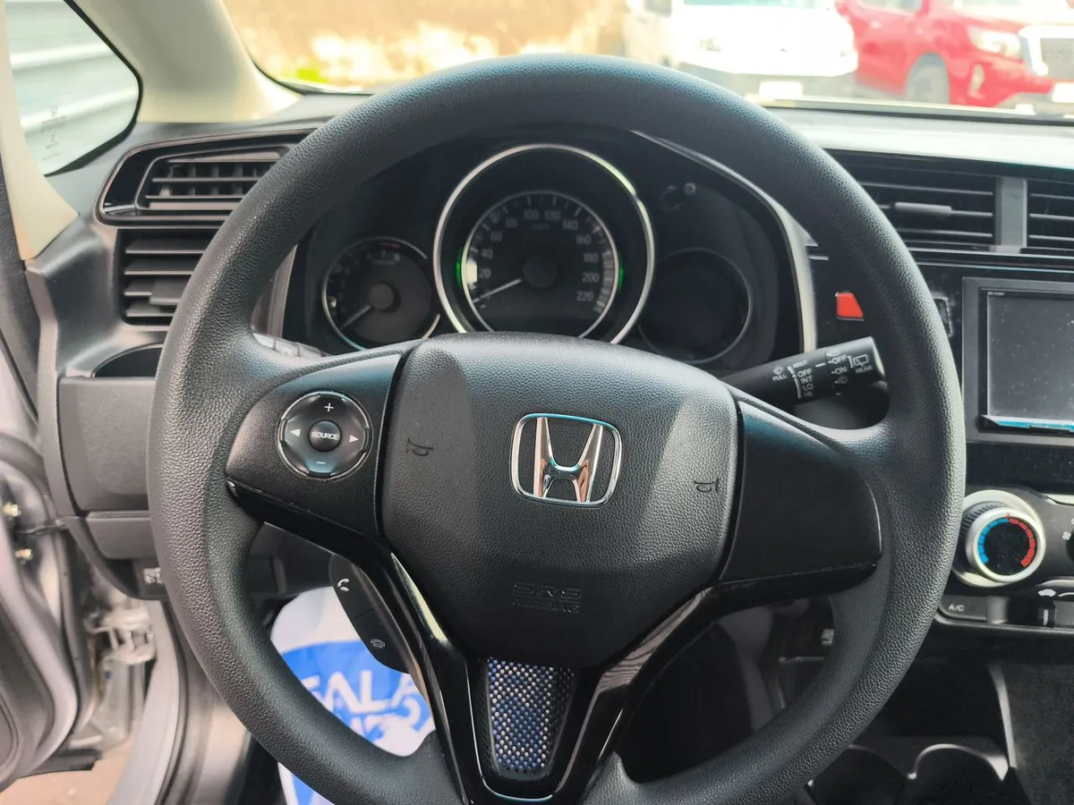 Honda Wr-V 1.5 Lx 4x2 Mt 5p año 2023