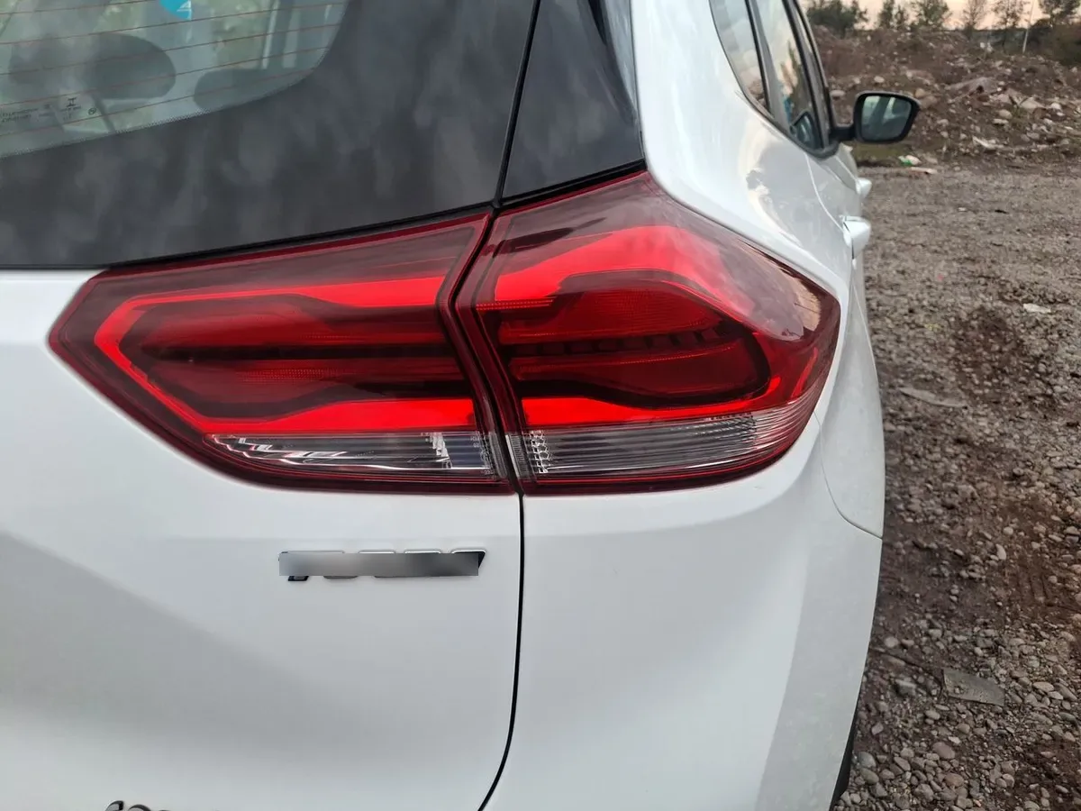 Chevrolet Tracker 1.2t Ltz Fwd At 5p año 2021