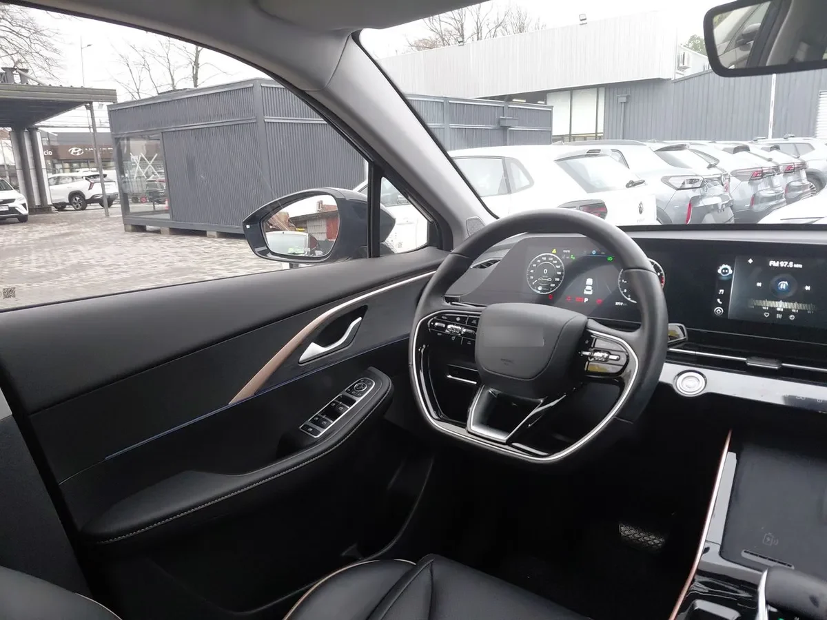 Omoda C5 1.6t Prestige 4x2 Dct At 5p año 2025