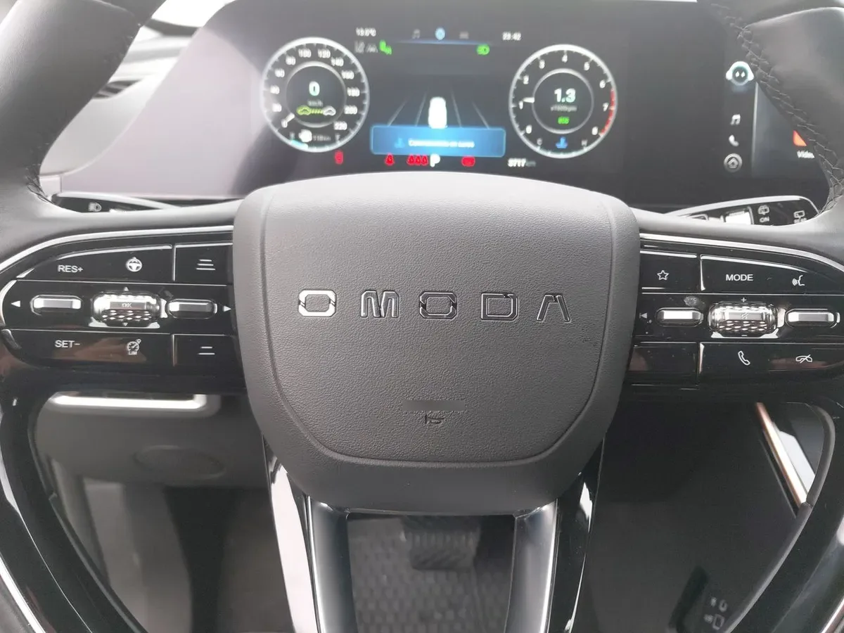 Omoda C5 1.6t Prestige 4x2 Dct At 5p año 2025