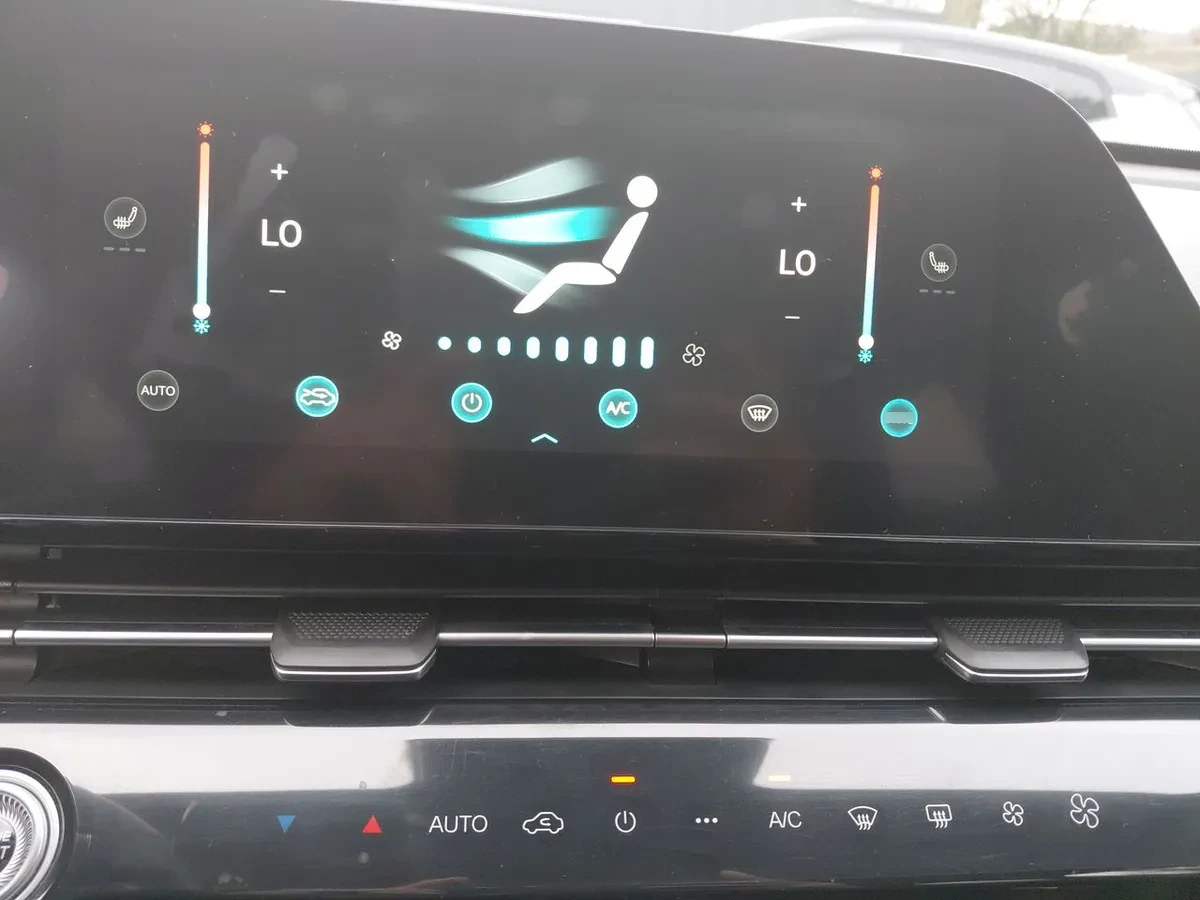 Omoda C5 1.6t Prestige 4x2 Dct At 5p año 2025