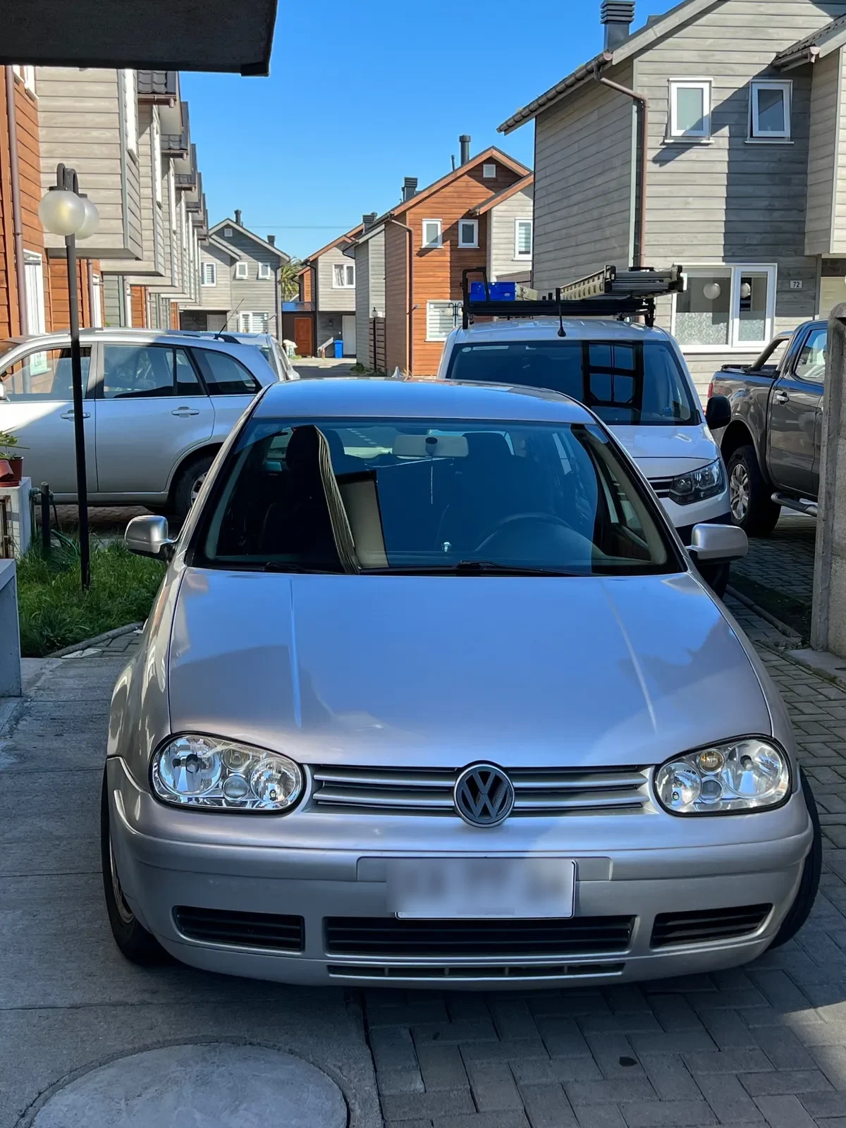 Volkswagen Golf 2.0 High Abs Mt año 2004