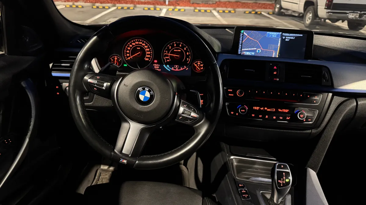 BMW 335 3.0 M Package At año 2015
