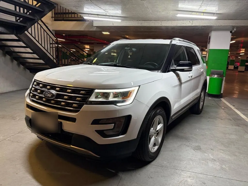 Ford Explorer 3.5 Xlt 4x2 3 Corridas At 5p año 2017