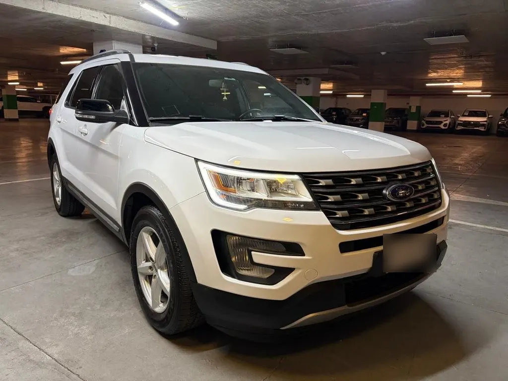 Ford Explorer 3.5 Xlt 4x2 3 Corridas At 5p año 2017