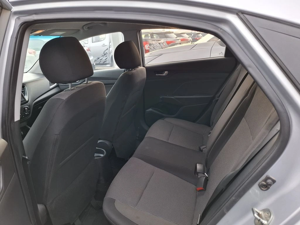 Hyundai Accent 1.4 Hci Plus 4x2 Mt 4p año 2022