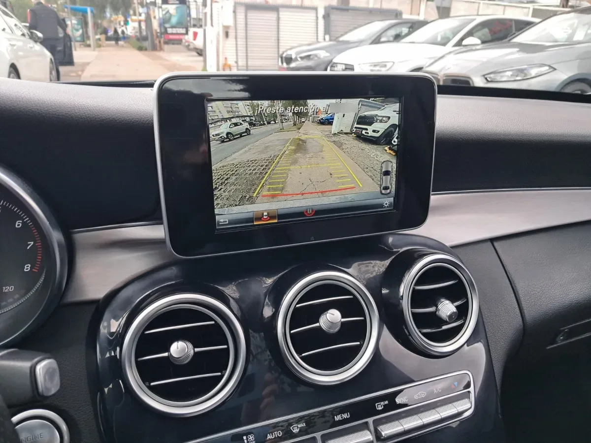 Mercedes-Benz C300 2.0 At año 2018