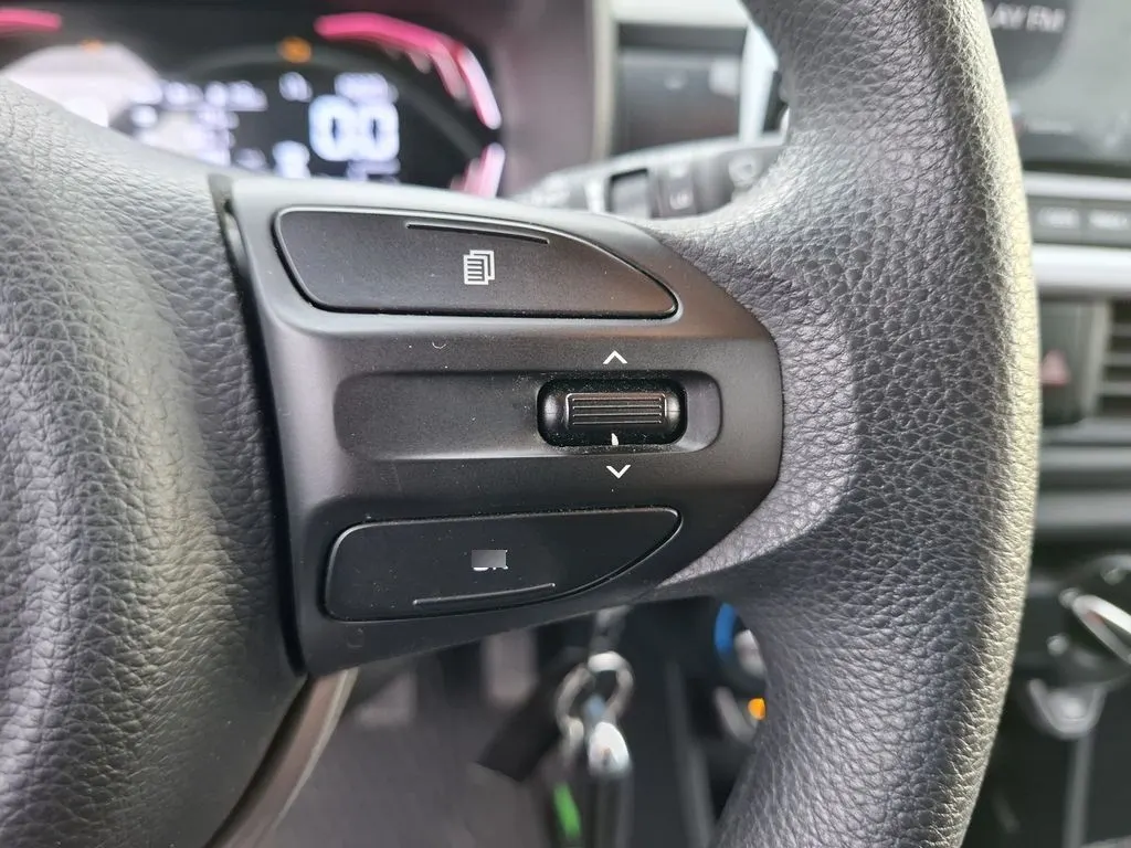 Kia Morning 1.2 Ex 4x2 Hb Abs Ac 5mt 5p año 2025