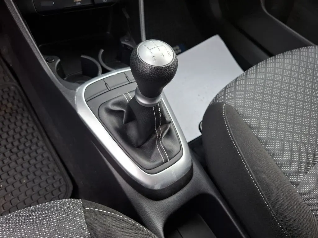 Kia Morning 1.2 Ex 4x2 Hb Abs Ac 5mt 5p año 2025