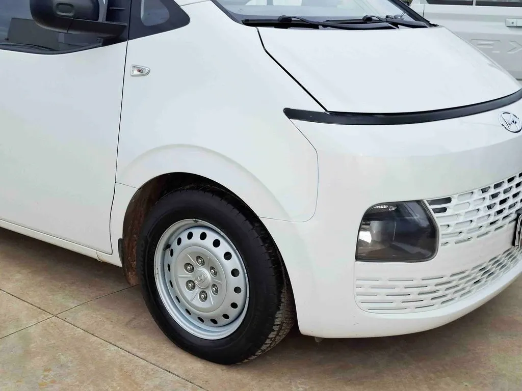 Hyundai Staria Us4 Crdi 2.2 Aut. año 2023