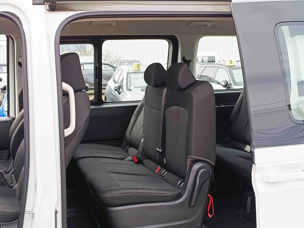 Hyundai Staria Us4 Crdi 2.2 Aut. año 2023