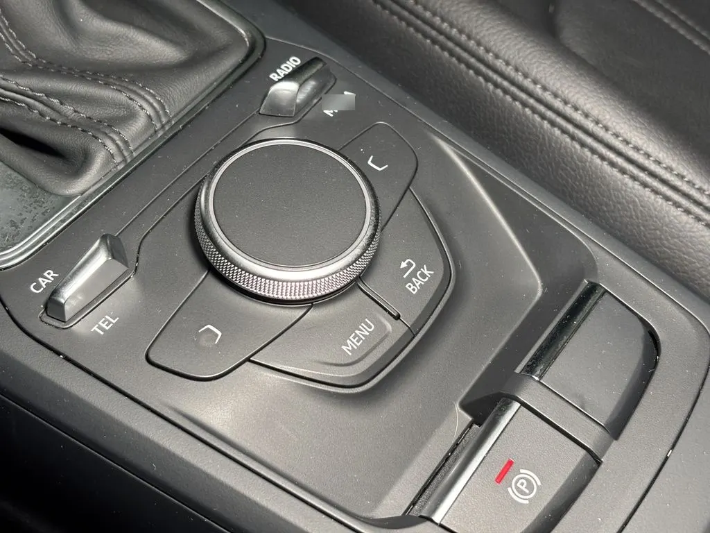 Audi Q2 1.4 35 Tfsi Sport At año 2020