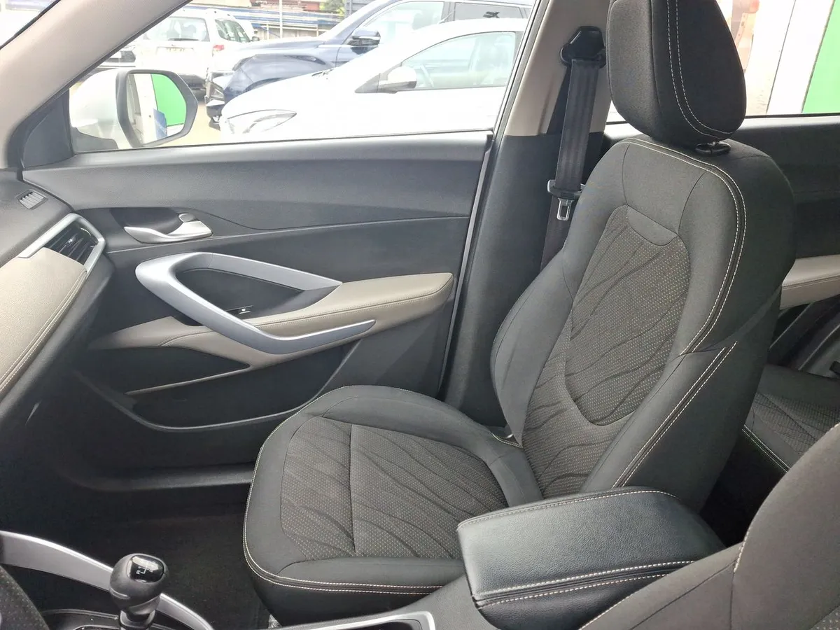 Chevrolet Groove 1.5 Ltz 4x2 Mt 5p año 2023