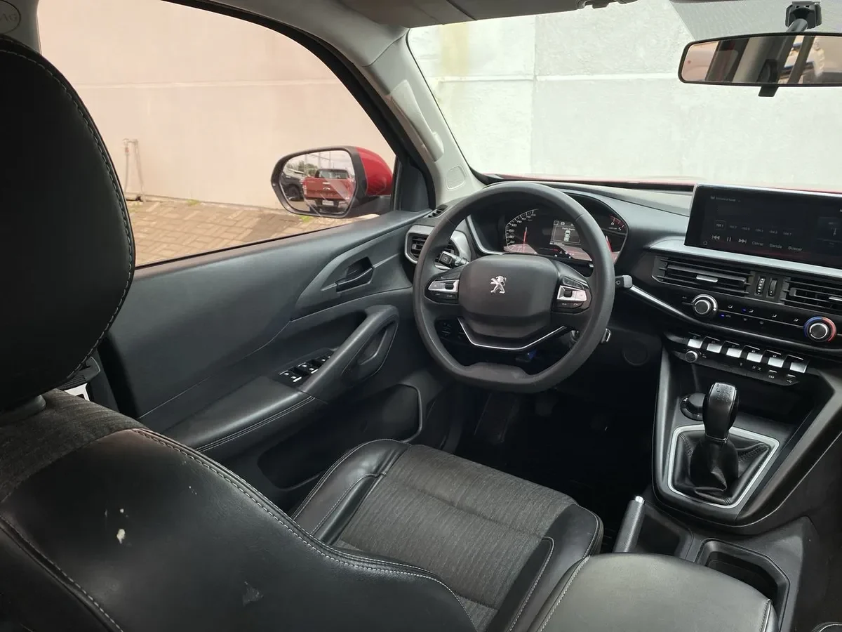 Peugeot Landtrek 1.9 Active Hdi Diesel 4x4 150 Hp Mt 4p año 2022