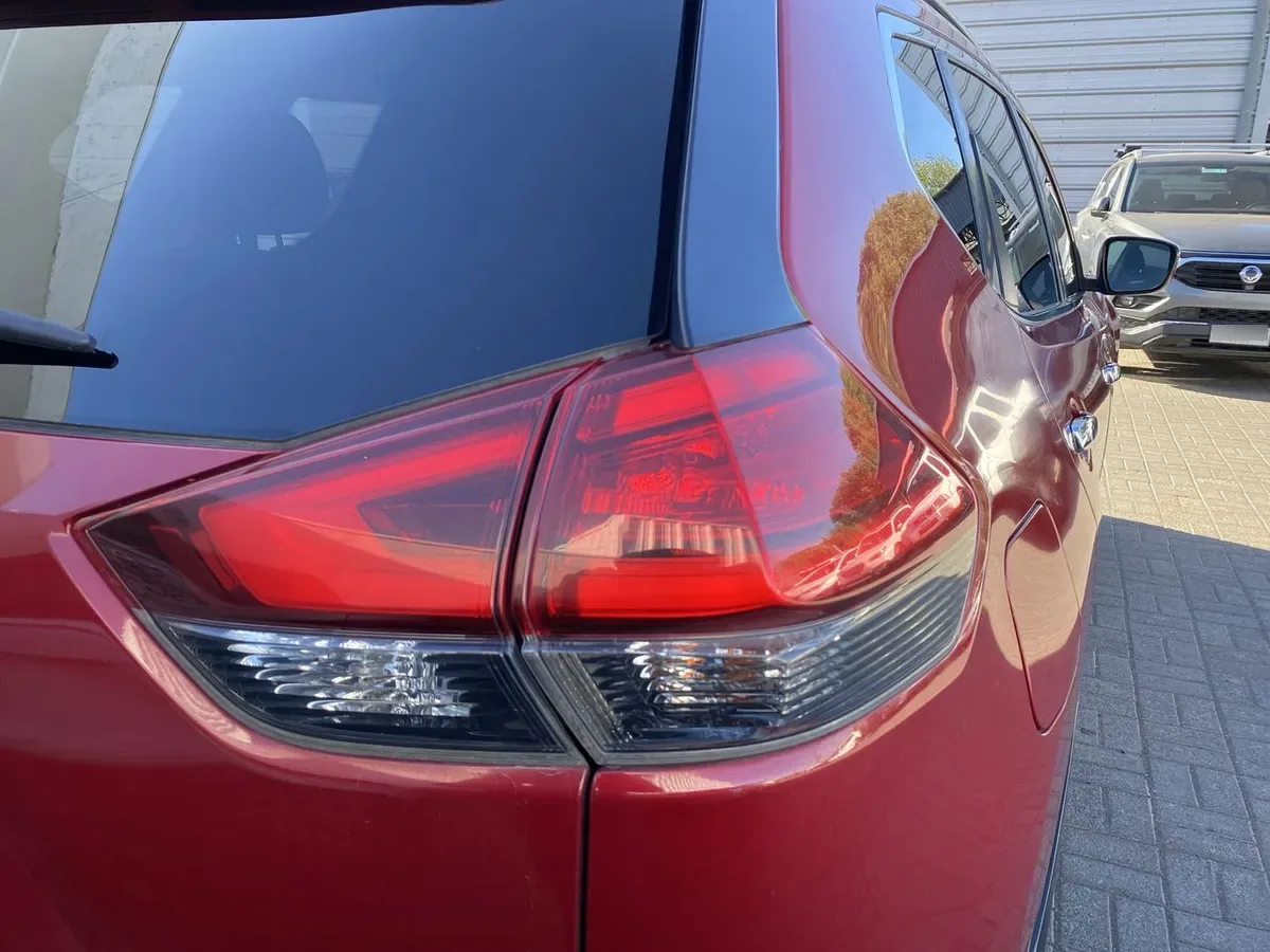 Nissan X-Trail 2.5 Advance 4x2 Cvt At 5p año 2019