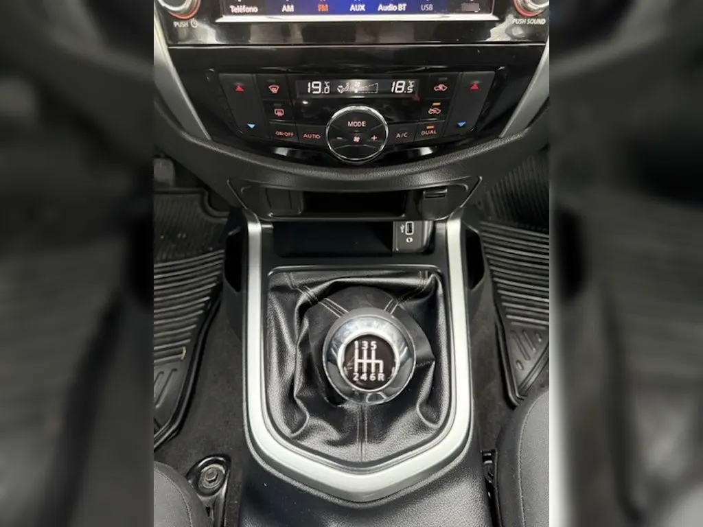 Nissan Navara Xe 2.3 Diesel año 2023