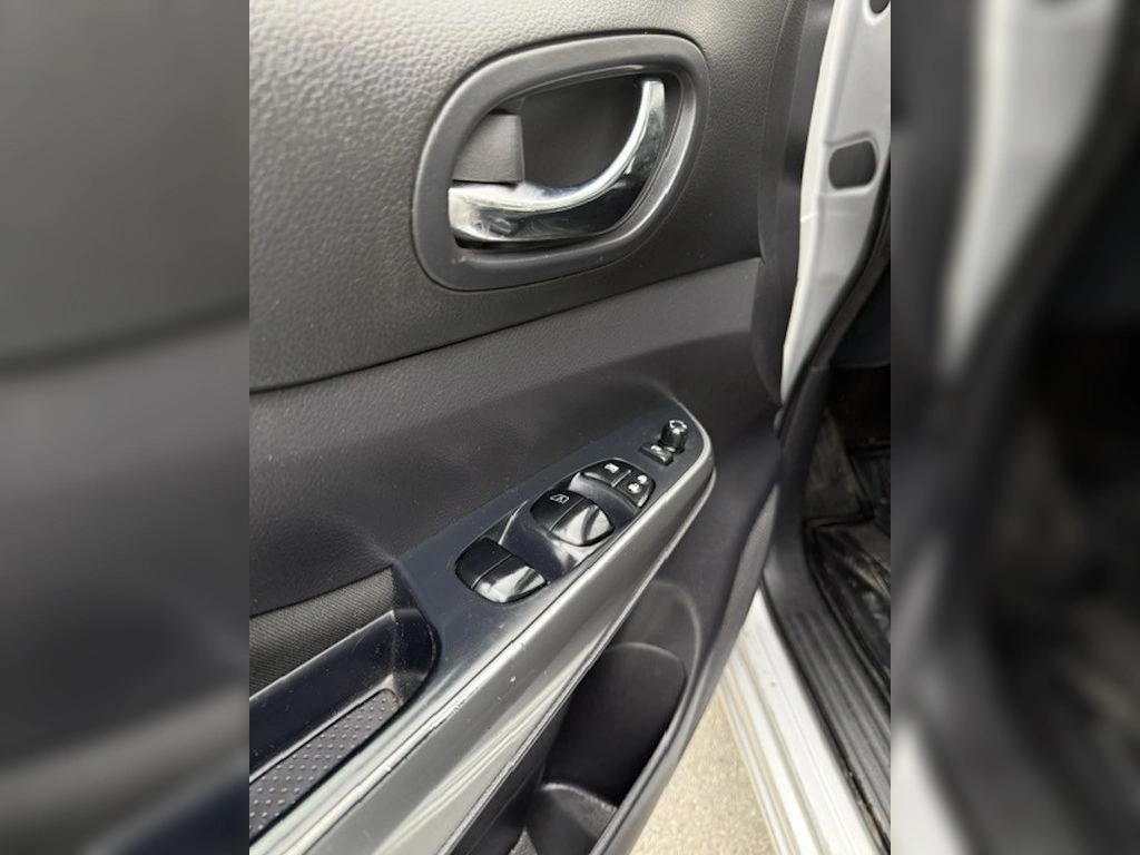 Nissan Navara Xe 2.3 Diesel año 2023