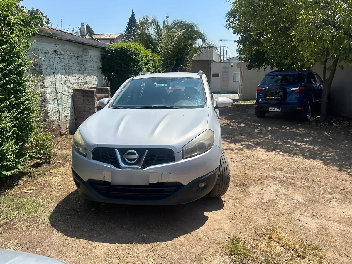NISSAN QASHQAI 2.0 Ee Mt 4x2 año 2013