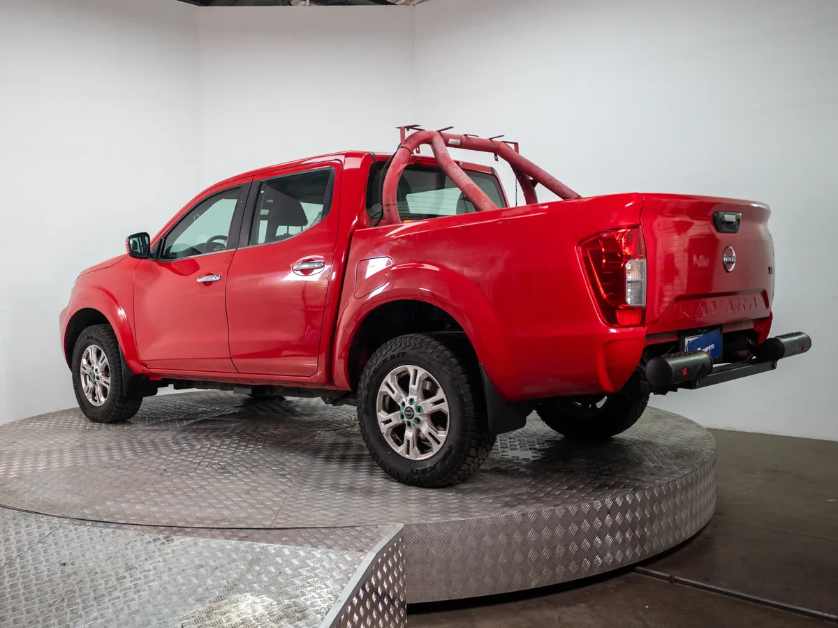 Nissan Navara Navara 4x2 2.3 año 2024