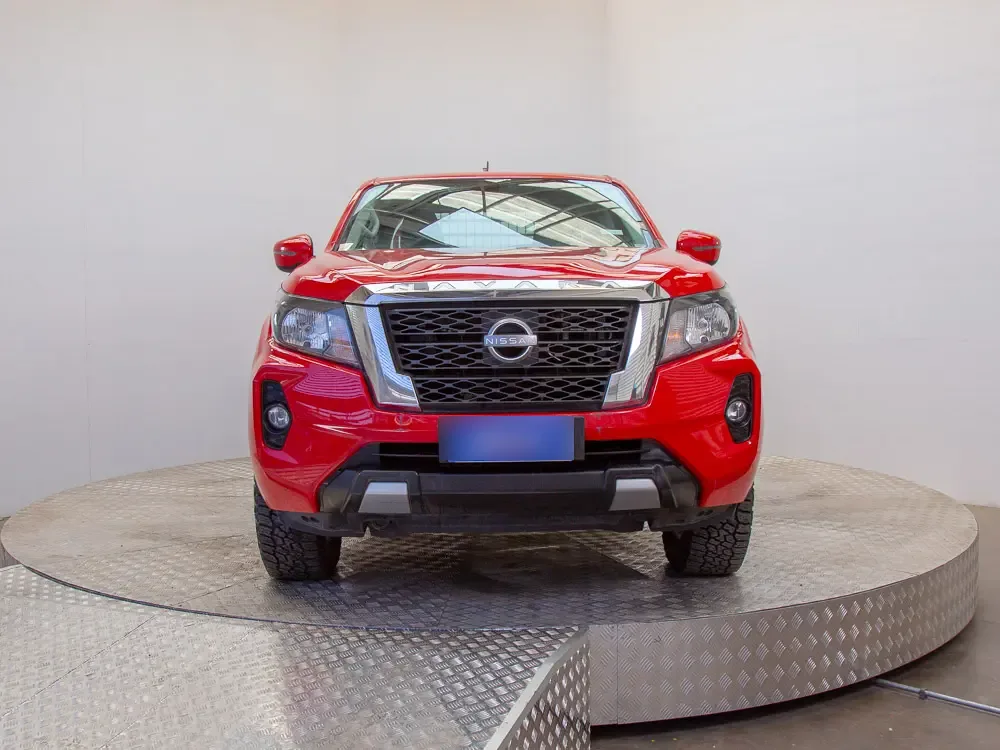 Nissan Navara Xe 4x2 2.3 Mt año 2024