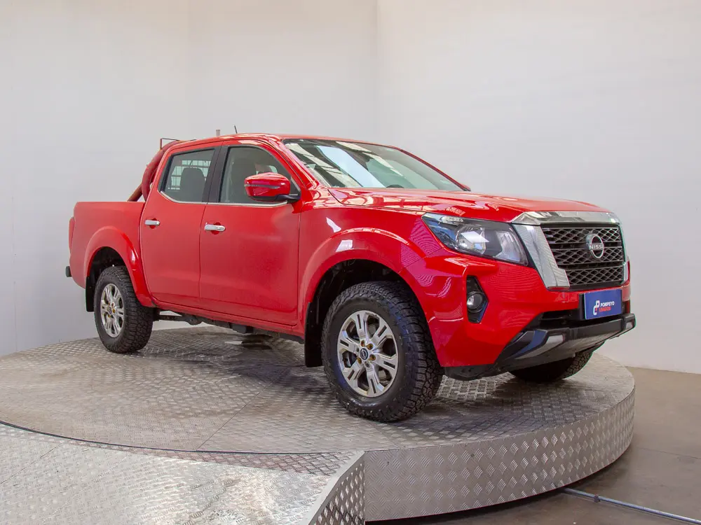 Nissan Navara Xe 4x2 2.3 Mt año 2024