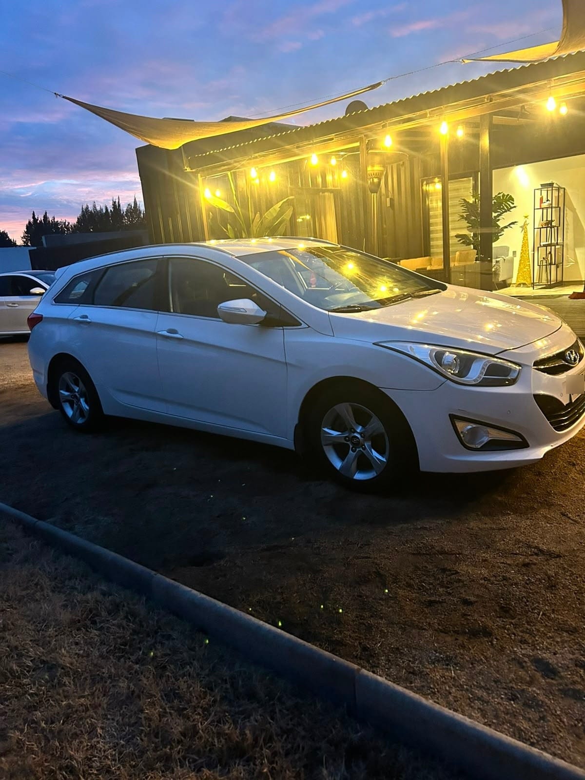HYUNDAI I-40 2.0 Sw Gls Full Aro 17 At año 2013