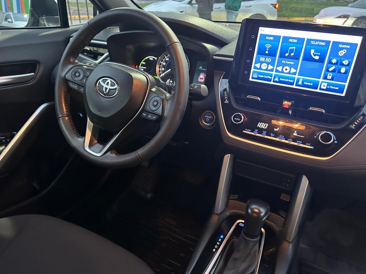 Toyota Corolla Cross Cvt Hev 1.8 año 2024