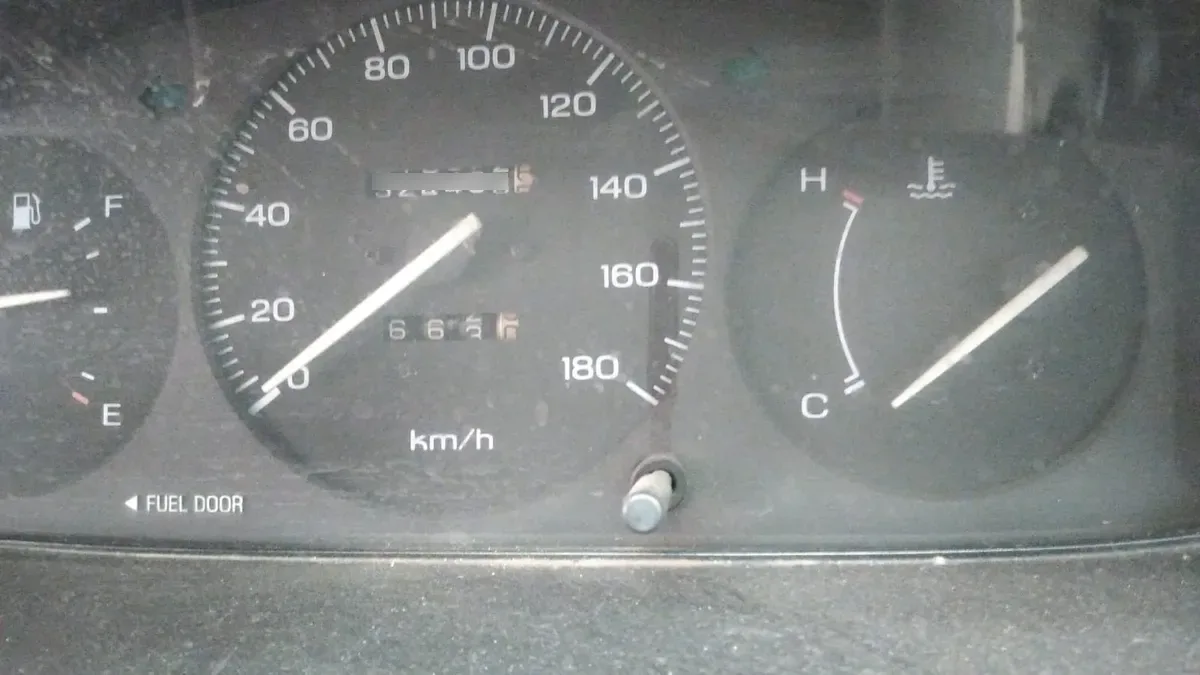 KIA MOTORS AVELLA 1.3 Ii Gl Mt año 2000