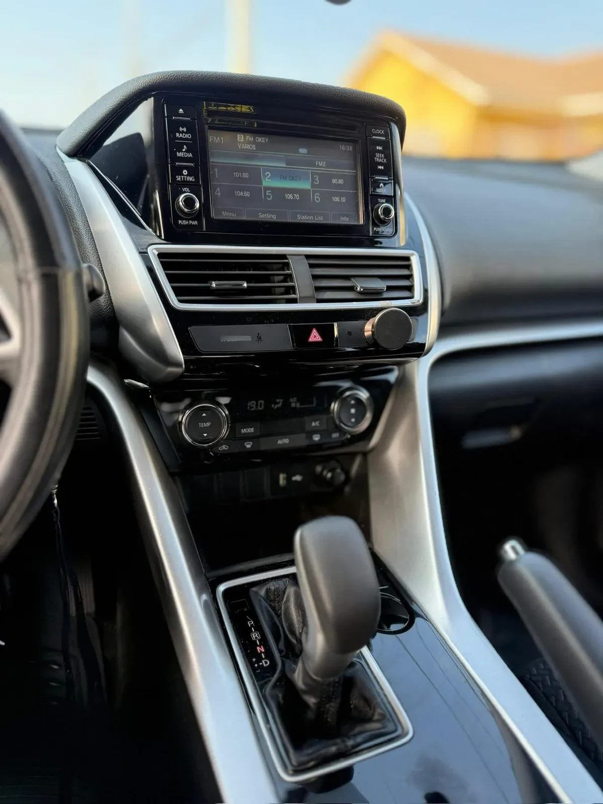 MITSUBISHI ECLIPSE CROSS 1.5 Rs At año 2019