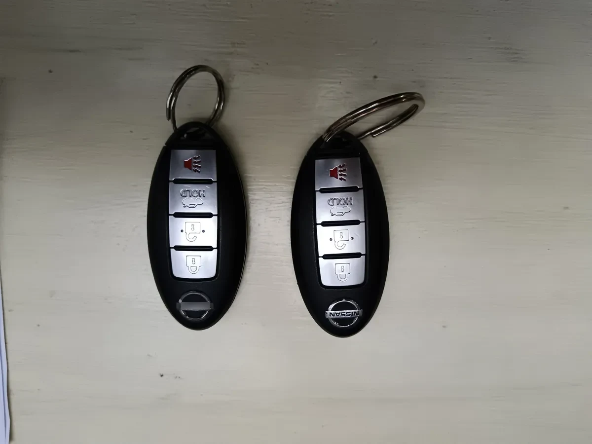 NISSAN VERSA 1.6 Sense Ac At 4x2 año 2015