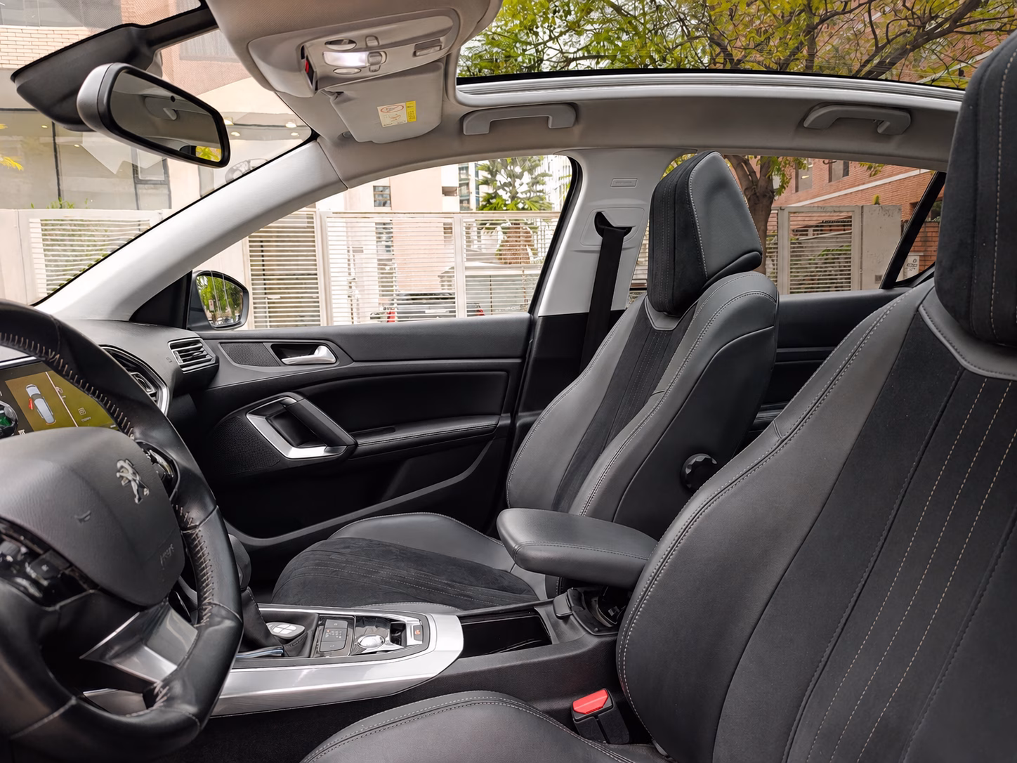 Peugeot 308 Feline año 2021