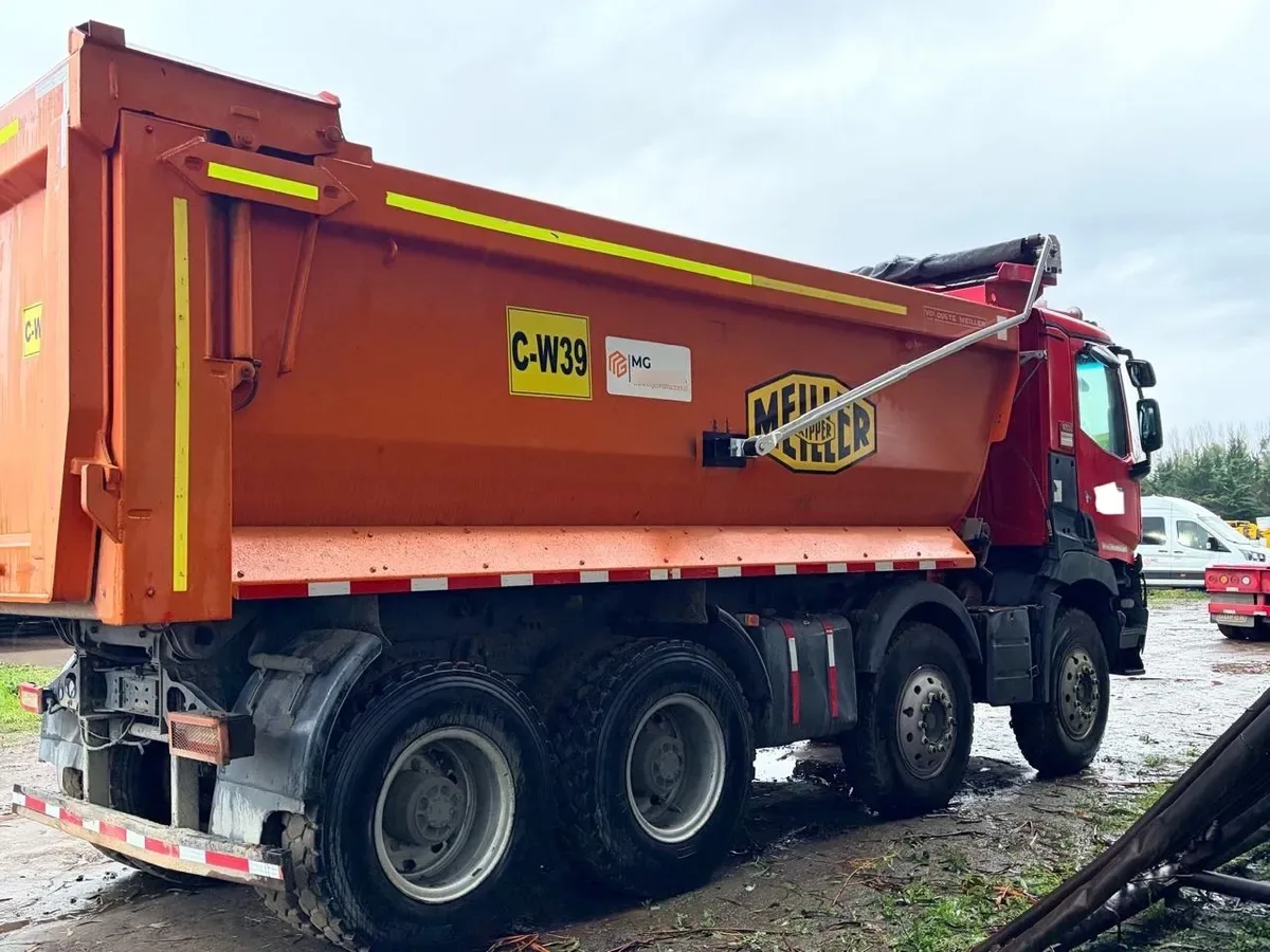 Renault K480 + PLUMA ING52.500C Otra año 2019