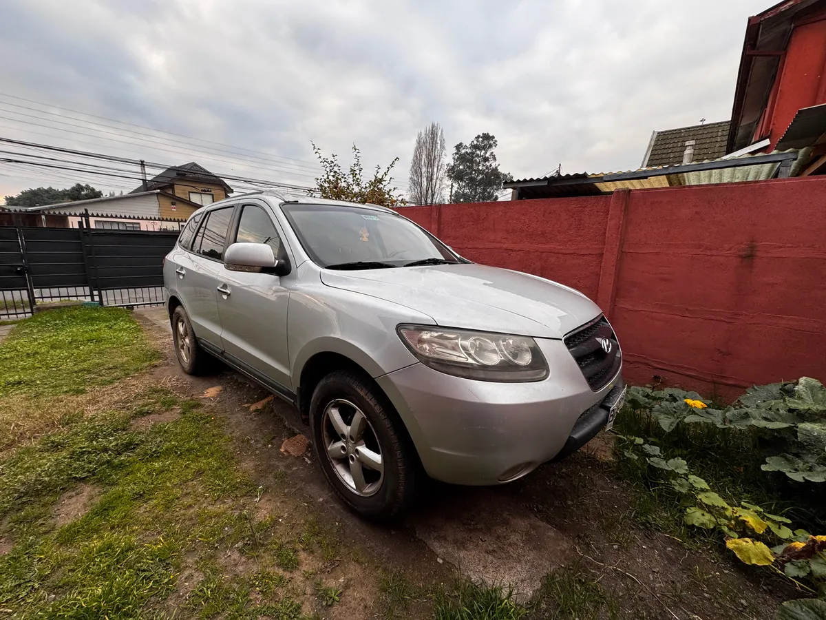 HYUNDAI SANTA FE 2.7 Gls At Full año 2009