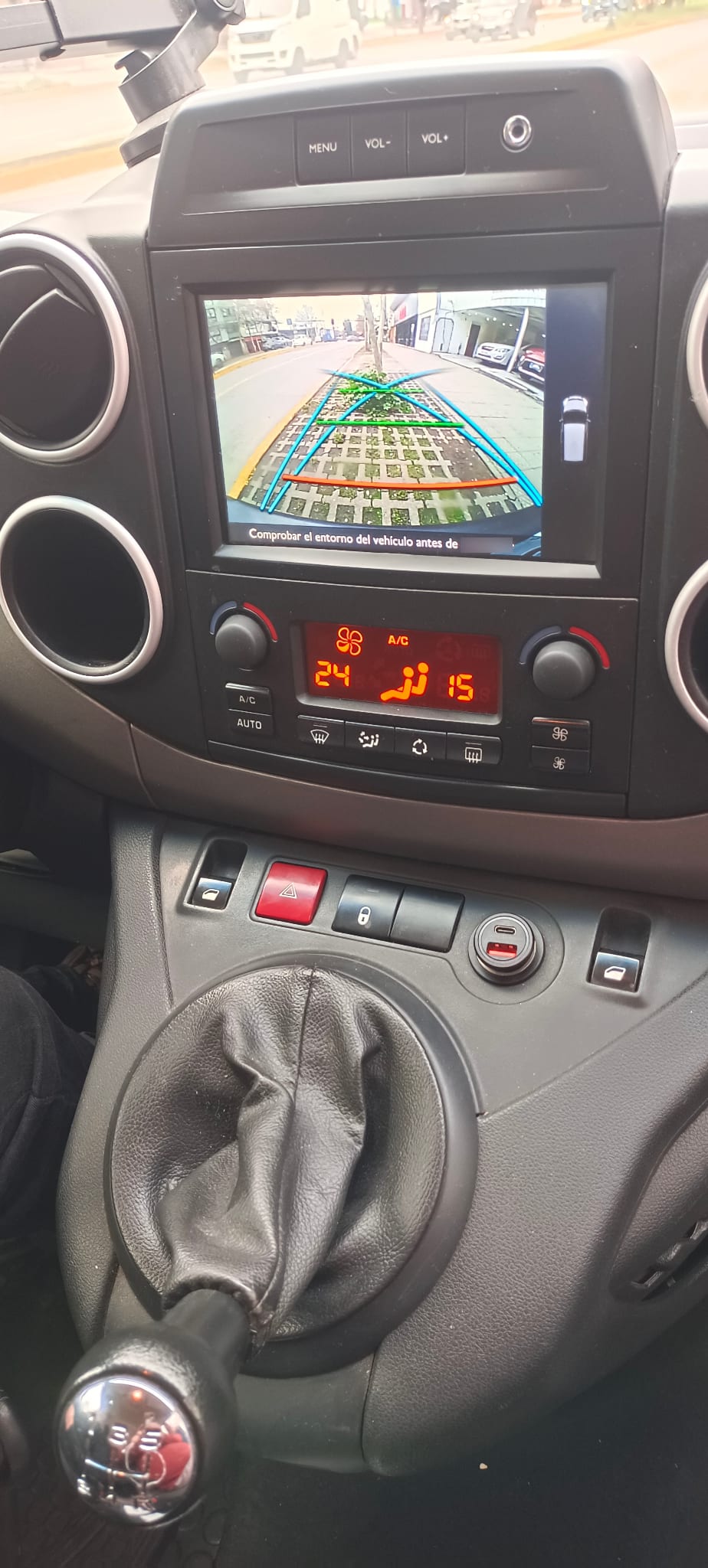 PEUGEOT TEPEE 1.6 Outdoor Allure 7p Mt Diesel año 2019