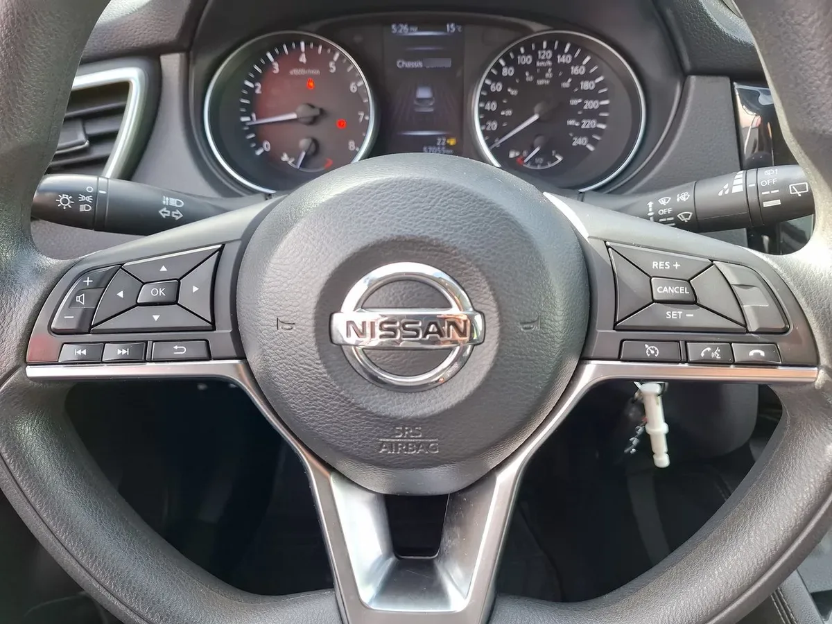 Nissan Qashqai 2.0 Sense 4x2 Mt 5p año 2020