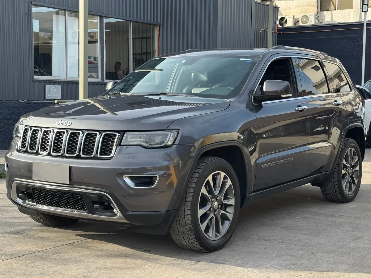 Jeep Grand Cherokee 3.0 Limited At 4x4 Diesel año 2019