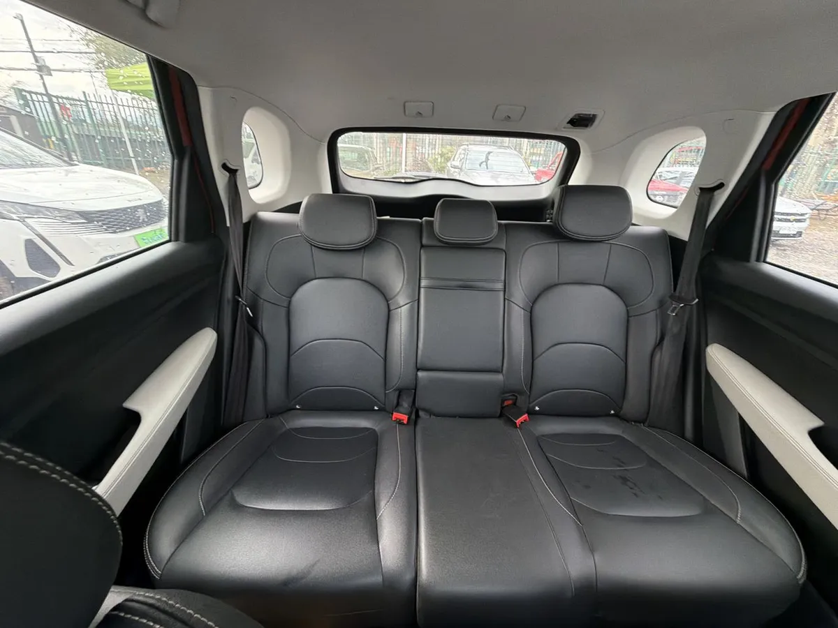 Chevrolet Captiva 1.5t Ltz Fwd Cvt At 5p año 2022