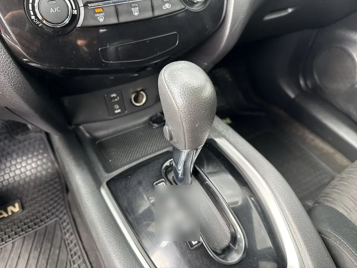 Nissan X-Trail 2.5 Sense 4x2 3row Cvt At 5p año 2021